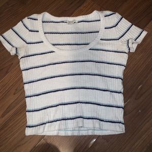 Cropped forever 21 t-shirt